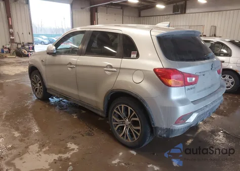 2019 Mitsubishi Outlander Sport 2.0 Es z USA, uszkodzony, nr VIN JA4AP3AU8KU001390